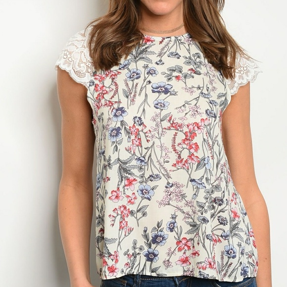 Ivory Floral Top - Picture 2 of 8